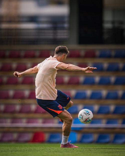 【巴萨vs塞维利亚:激情碰撞,谁能笑到最后?】