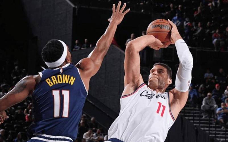 最后7场只需2胜5负!快船35胜20负目标完成度:目前3315