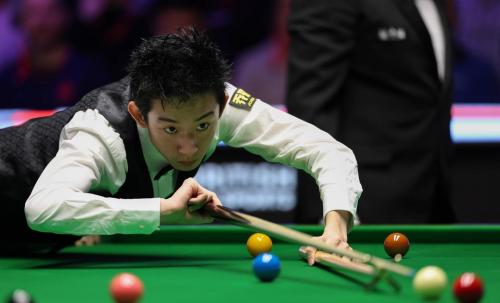 斯诺克巡回赛：吴宜泽一阶段62韦克林，二阶段明晨2点进行