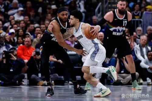 坏消息,掘金队在11693战胜勇士队比赛中卡姆约翰逊因伤离场