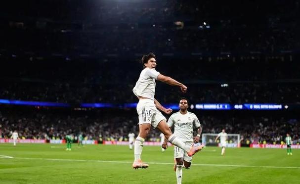 贡萨洛:我很有抱负,想和皇马夺得欧冠&和西班牙夺得世界杯