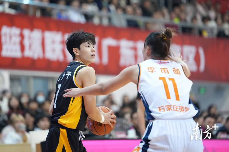 WCBA惊人冷门！卫冕冠军广东女篮02遭江苏横扫出局杨舒予15中4