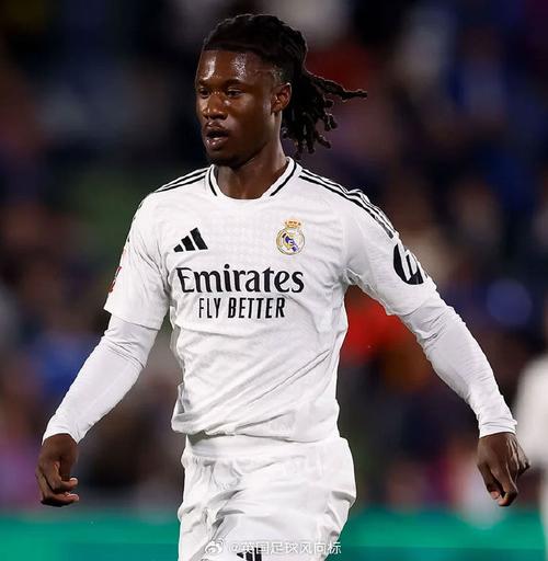 不走!德天空:卡马文加没和任何球队接触,他希望长时间留在皇马