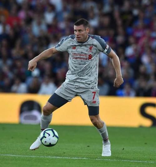 TA:40岁米尔纳未来由他自己掌握范赫克尚未流露续约意向