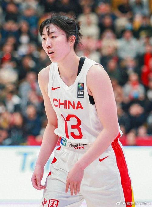 轰16分+4记三分!中国女篮24岁1米86王牌真稳:未来闯荡WNBA