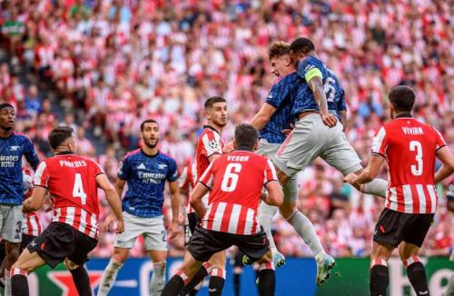 TA：阿森纳战胜葡萄牙体育，展现顽强拼搏精神和团队凝聚力