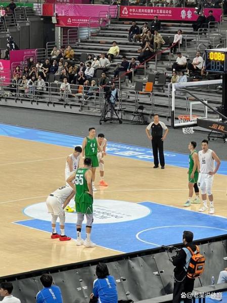 北京横扫送广州5连败:翟晓川时隔476天轰两双杰曼25+7+6三分