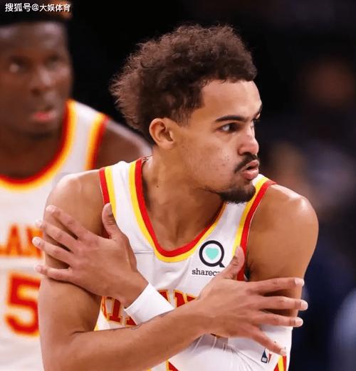 爆冷逆转！骑士险胜老鹰藏3大意外，这人彻底沦为季后赛鸡肋