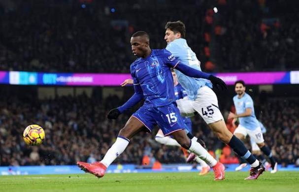 蓝军旧将：处罚恩佐是作秀，要是输给曼城丢欧冠资格就荒唐了