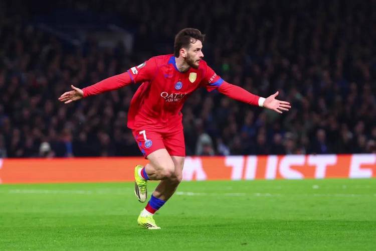 欧冠疯狂一夜两大豪门同时02,20年魔咒被破,卫冕冠军杀人诛心