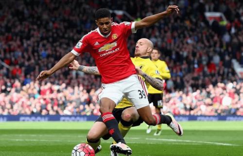 欧联综述:维拉31!英超双雄不败+西甲2队不胜意甲濒临全军覆没