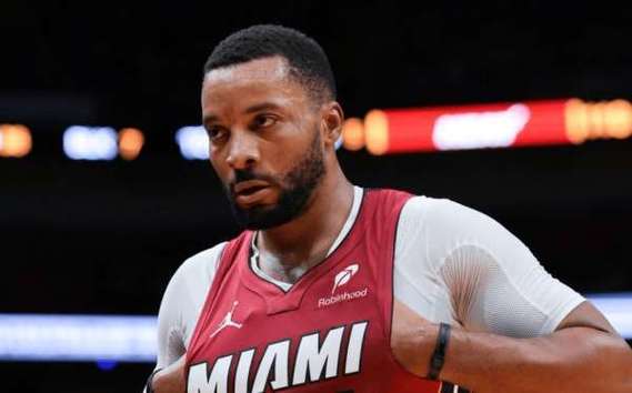 热火队希罗透露了本赛季，他经常被问到关于诺曼鲍威尔的问题