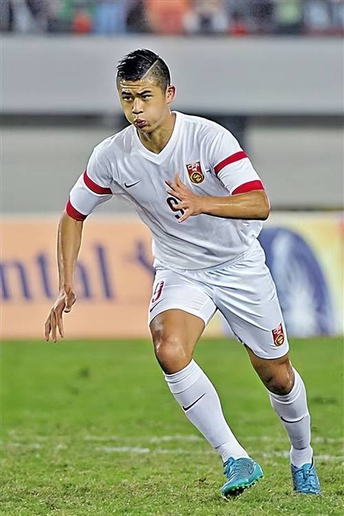 温州人张玉宁,出任国足第一队长!