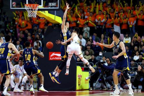 CBA战报：青岛加时8886险胜辽宁，乔丹米奇25+19+5