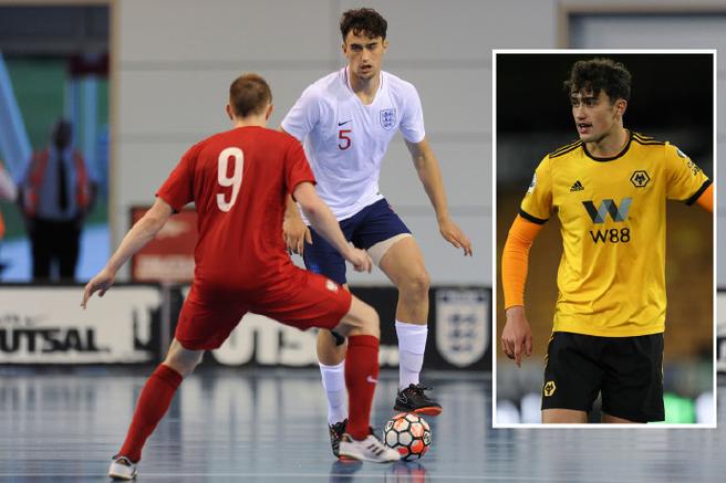 铁锤帮4球血洗狼队,3轮前还在降级区的球队活了