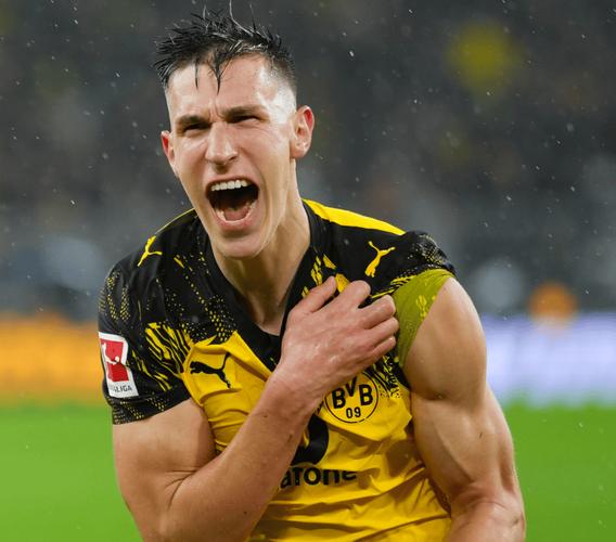 罗马诺：施洛特贝克同意与多特续约至2031年，年薪大幅度提升