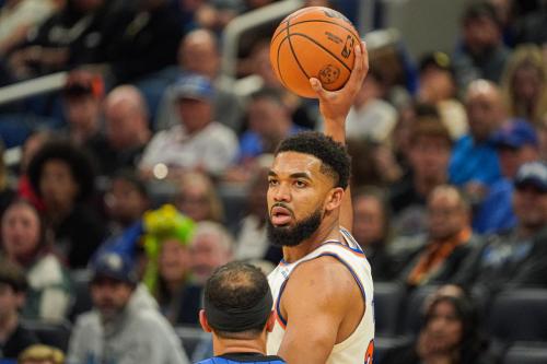 今天我当家！尼克斯主力缺阵麦克布莱德半场12中7砍两队最高18分