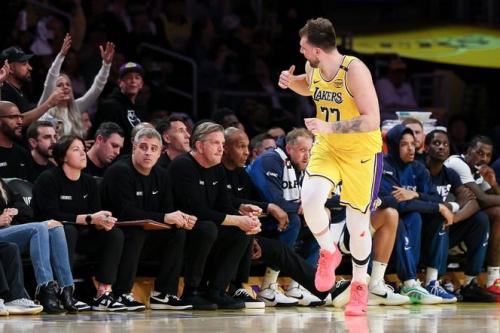 雷迪克强调季后赛备战的要素是精神状态与身体健康将关注适度的训练方式_NBA直播