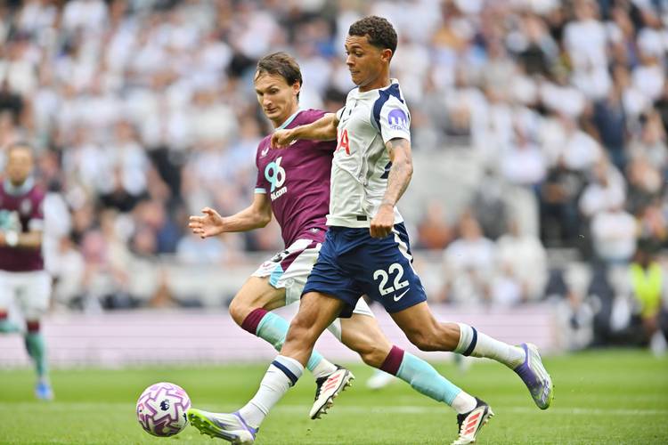 联赛14轮不胜！英超降级赔率：热刺2.20排第3，仅次于狼队伯恩利