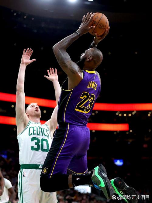 箭如雨下！三阵凯尔特人第三节轰进9记三分单节4220净胜22分