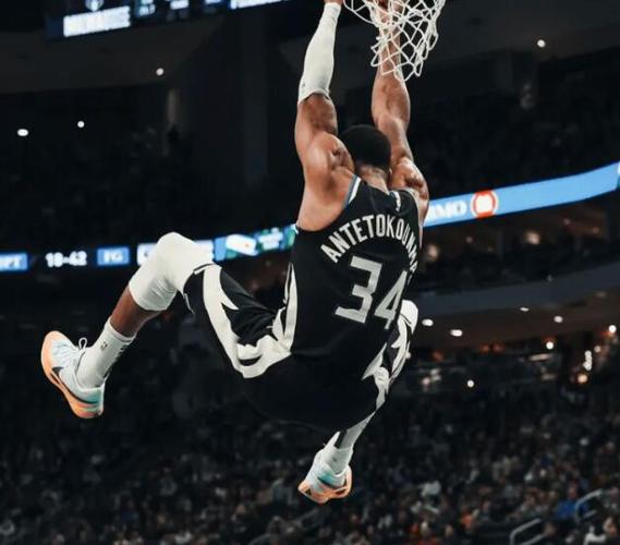 雄鹿队字母哥问记者：钱对我毫无意义，重要的是胜利，你会怎么做