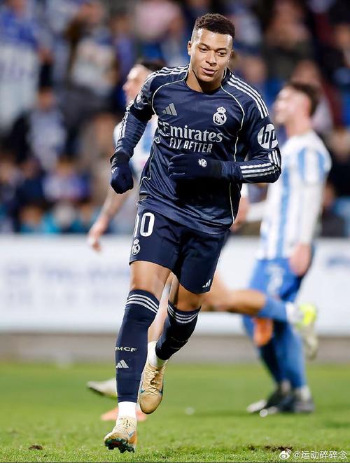 10球，姆巴佩成为首位单赛季欧冠客场进球上双的球员