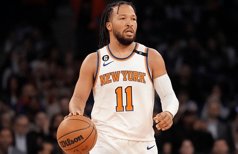 没想到吧布伦森自加入尼克斯以来季后赛8场40+同期联盟最多