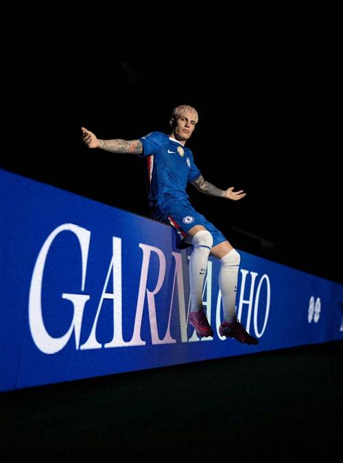 前英超门将：加纳乔不配为切尔西首发，之前还意外曼联放他走