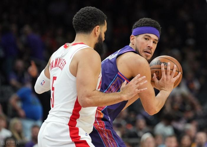 康宁汉姆39+5+4无缘今日最佳！对不起，你碰到创纪录的文班亚马了