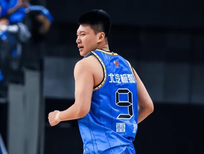 如何限制基诺内斯张才仁：我和雷蒙换着去消耗他降低他命中率